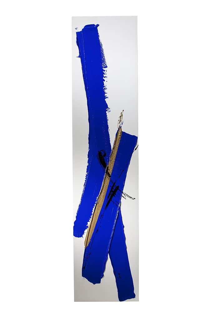 Radiateur en pierre Olycale®. Pièce unique créée par l’artiste Johanne Cinier. Coloris bleu océan et or. 220 x 50 cm. ©Cinier