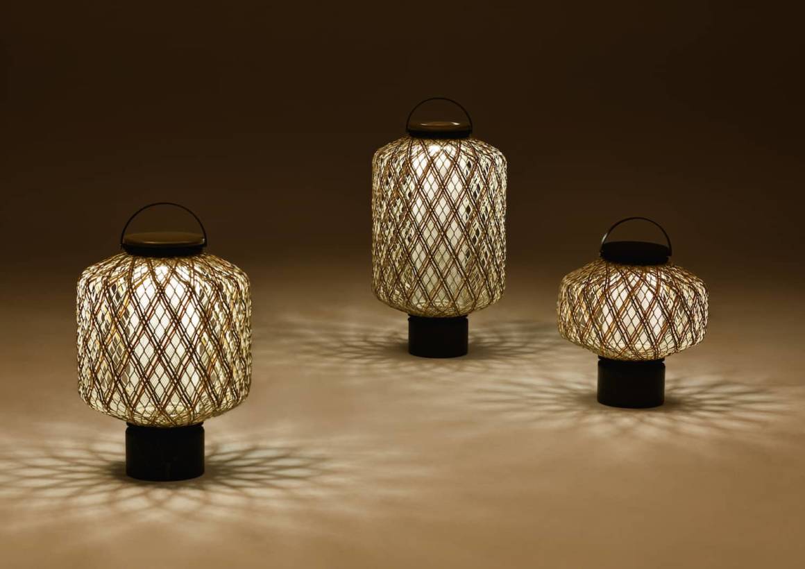Collection de lanternes The Others, tressées à la main et des yeux en acrylique faits à la main. Individuelles ou à empiler comme un totem. Design Stephen Burks. ©Dedon